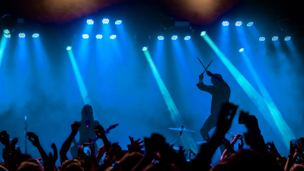 Stay Lonely, play loud: Blood Red Shoes in München!